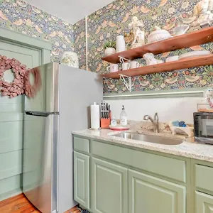 https://the-graham-on-oglethorpe-square.top-hotels-in-savannah.com