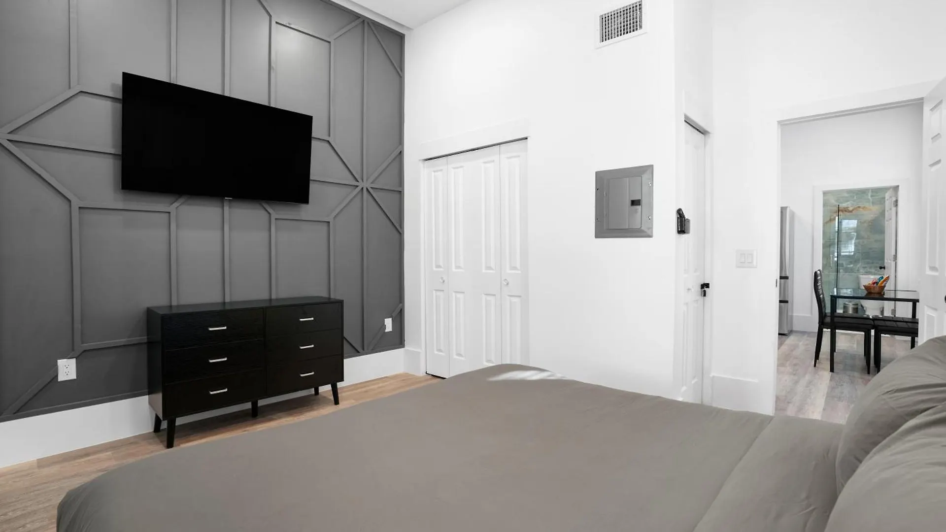 Columbus Apartment Tampa